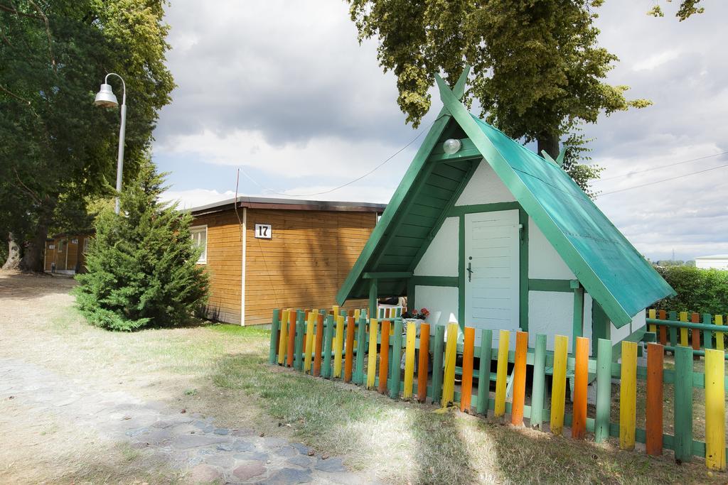 Osrodek Wypoczynkowy Wagabunda Hotel Mikołajki Buitenkant foto