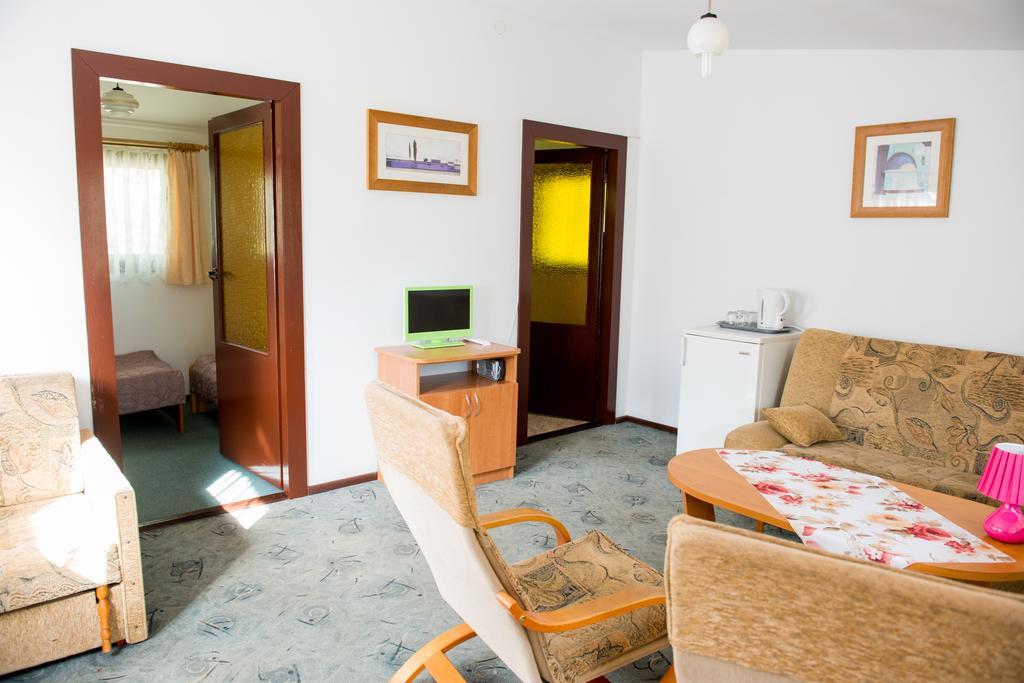 Osrodek Wypoczynkowy Wagabunda Hotel Mikołajki Buitenkant foto